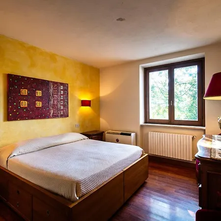 Hotel La Dolce Vita Baschi