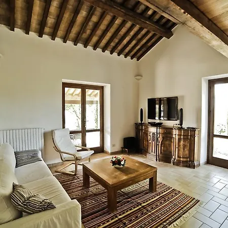 Hotel La Dolce Vita Baschi